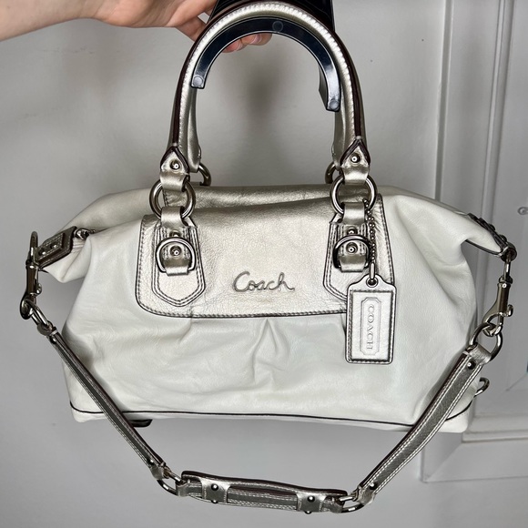 RARE Coach Ashley Leather Satchel White and Silver with Strap - Picture 5 of 9